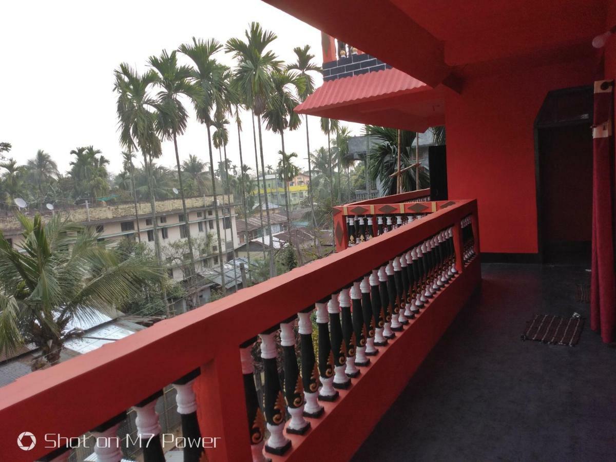 Dekapara Airport Guest House Kaharpara Exterior photo