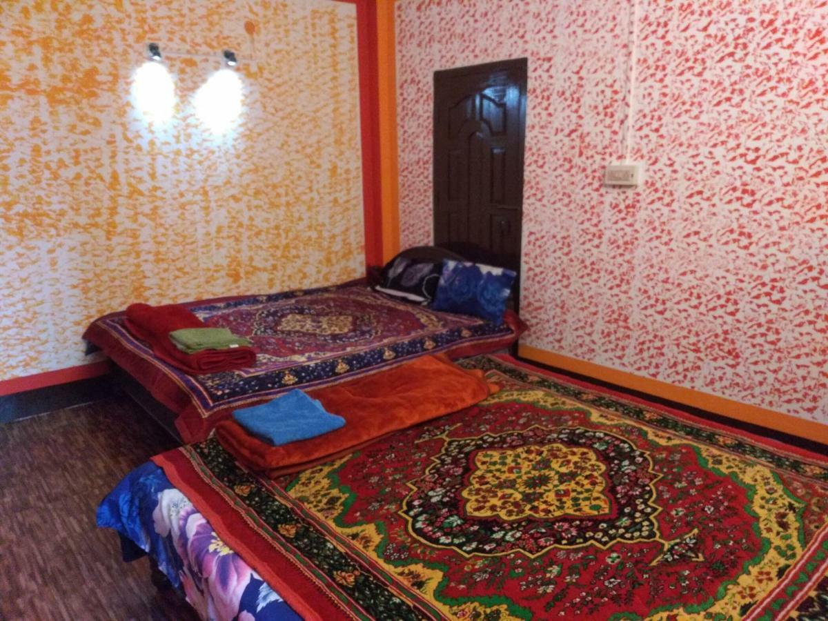 Dekapara Airport Guest House Kaharpara Exterior photo